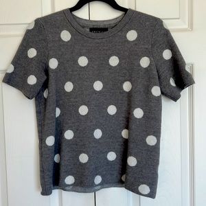 Short sleeve sweater, size Medium